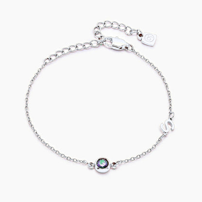 side-set-initial-birthstone-bracelet — Silver / May-Emerald